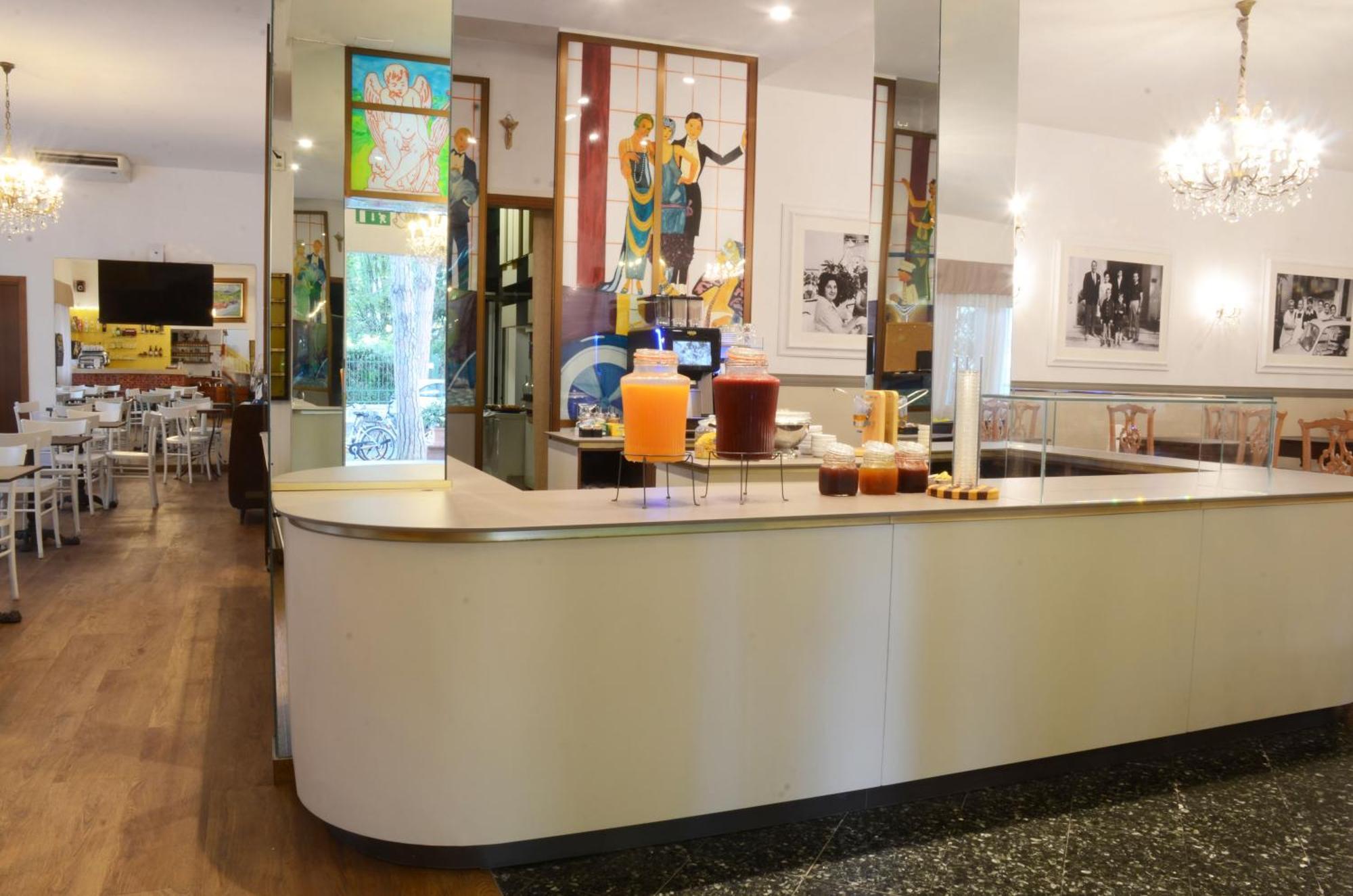 Hotel Ariston Riccione Esterno foto